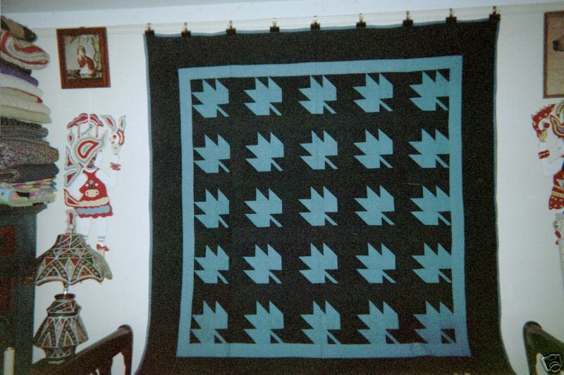 Amish MAPLE LEAF QUILT 74 x 74, c.1920s, Ilyon, NY  