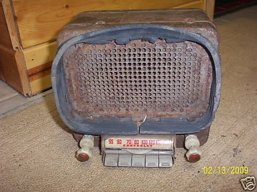 46 47 48 Chevrolet Accessory Radio Coupe Fleetline 42